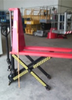 Transpallet manuale portata 10 q a 80 cm